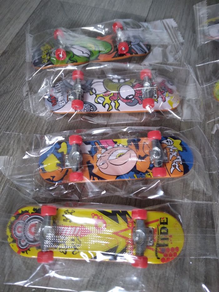 Lot 8 skateboard neuf - photo numéro 9