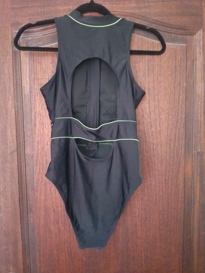 Maillot de bain - photo numéro 2