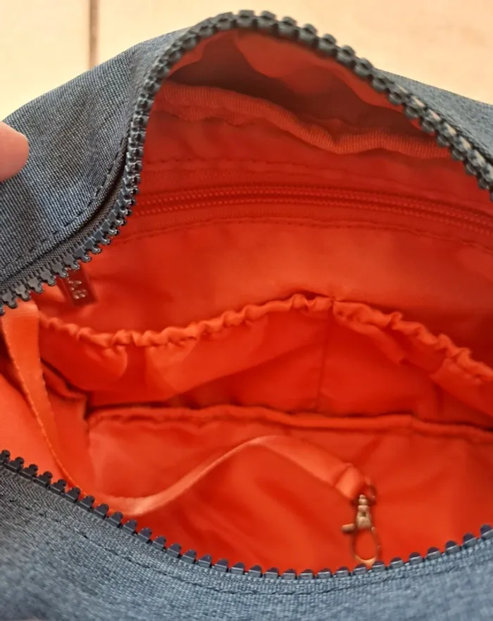 Trousse de toilette à fermeture éclair bleu/orange Airlab en TBE - photo numéro 2