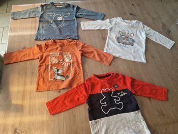 Lot de 4 t-shirts 12 mois
