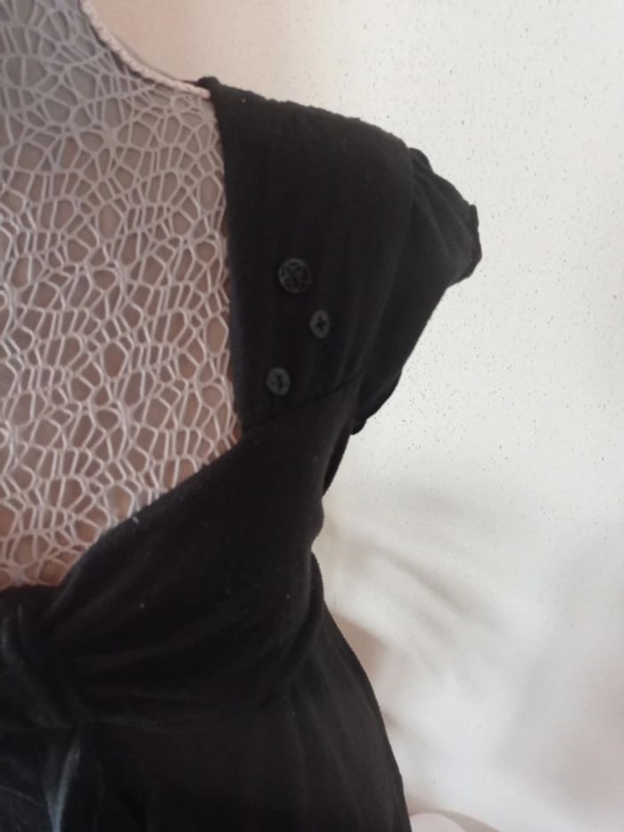 Robe noire - photo numéro 3