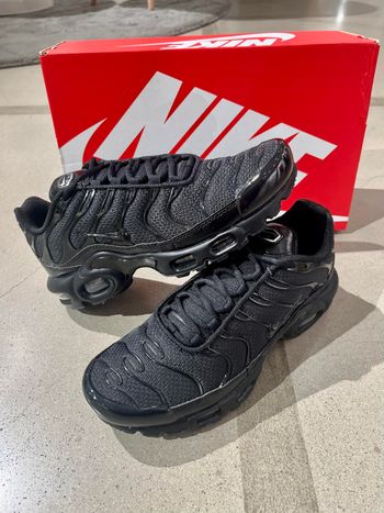 Nike Air Max TN Plus Black Taille  40