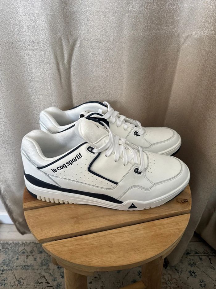 Baskets Le Coq Sportif blanches & bleu marine – Taille 42 neuves - photo numéro 4