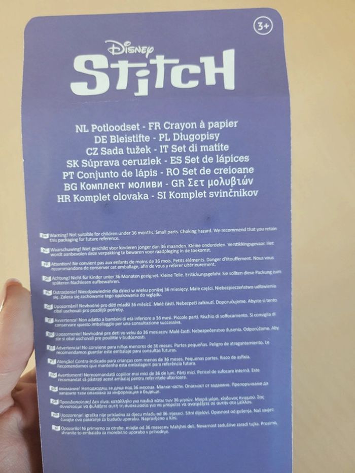 Lot crayons Stitch Neufs - photo numéro 3