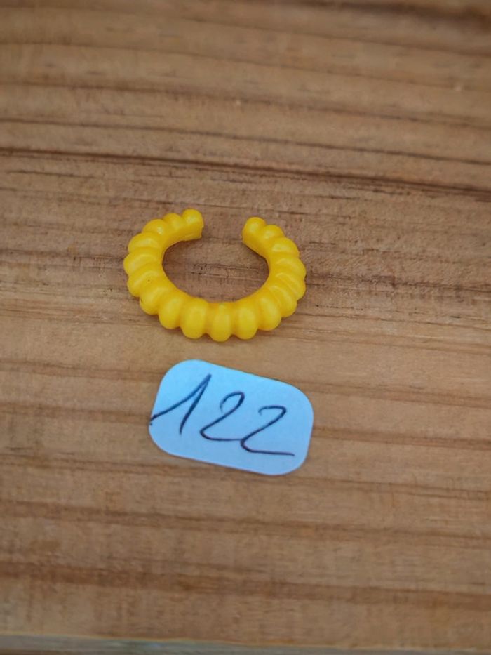 Playmobil vintage col tricot jaune