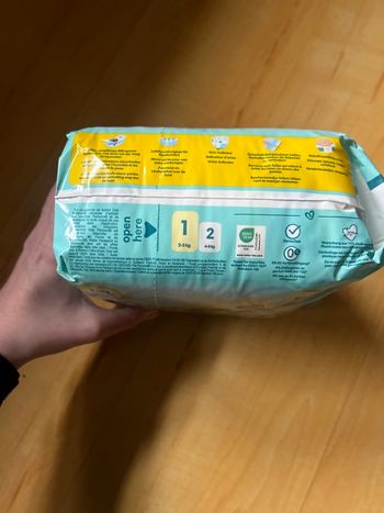 Couches Pampers taille 1