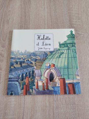 Livre hulotte et Leon de l'école des loisirs neuf