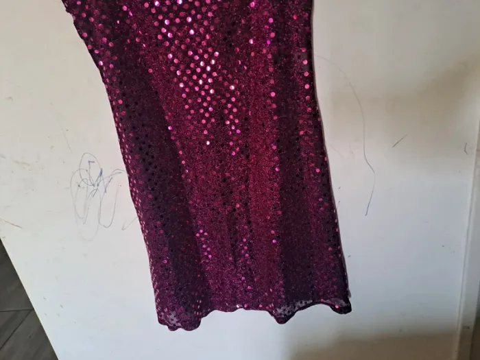Robe violette transparente à sequins - photo numéro 4
