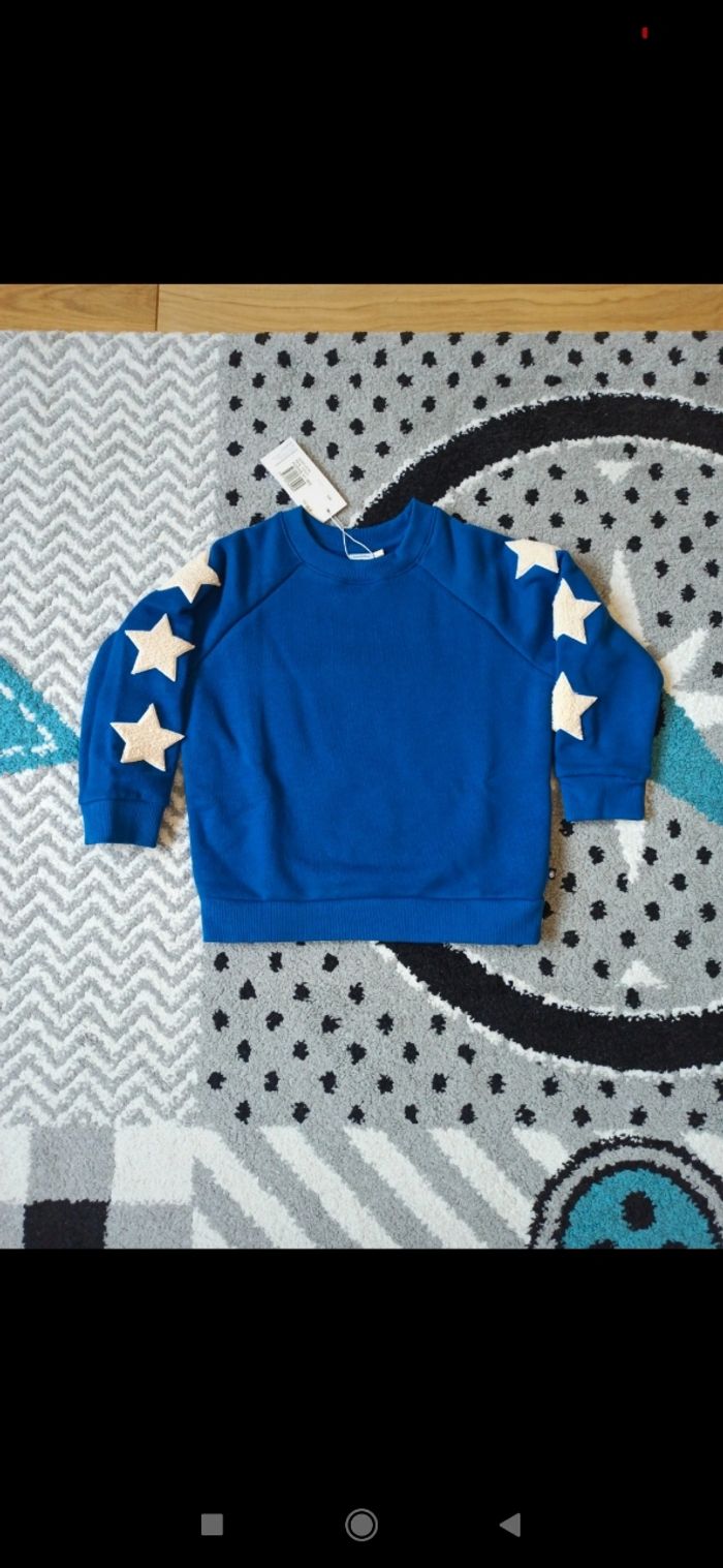 Sweat neuf - Taille 4 ans