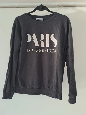 Jolie sweat noir Pull&Bear