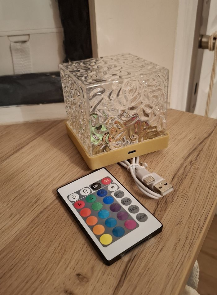 Lampe projecteur de vagues et aurores boréales - envoi sous 24h00 max