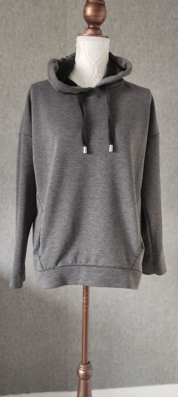 Sweat gris - photo numéro 2