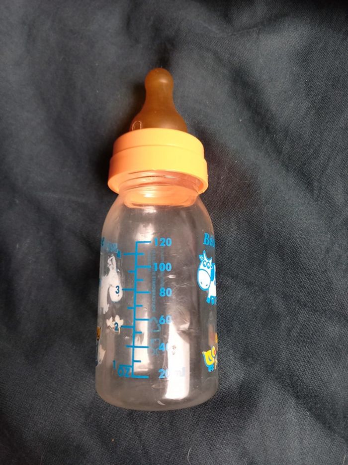 Biberon - photo numéro 2