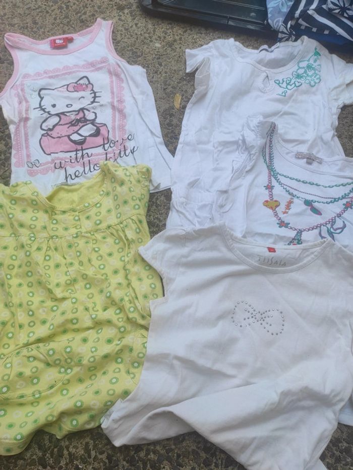 Lot 5 tuniques 8 ans
