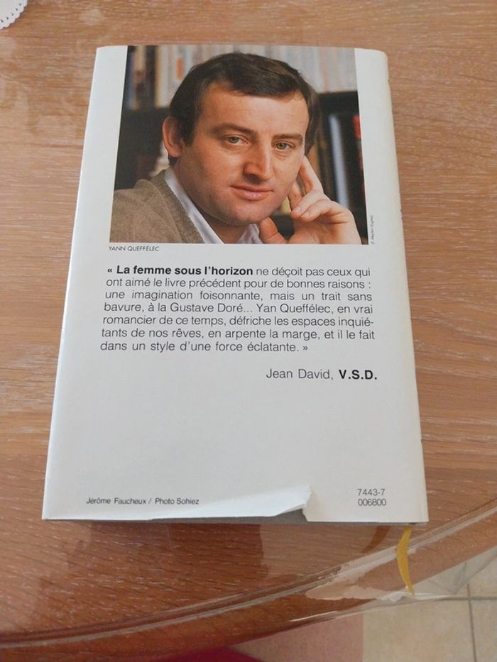 La femme sous l'horizon - photo numéro 2