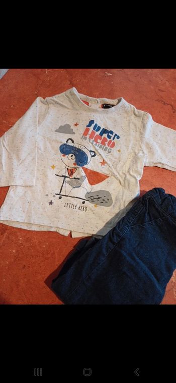 Ensemble bébé taille 6 mois