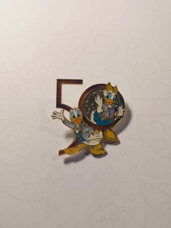Pins Disney 50 ans donald officiel anniversaire wdw