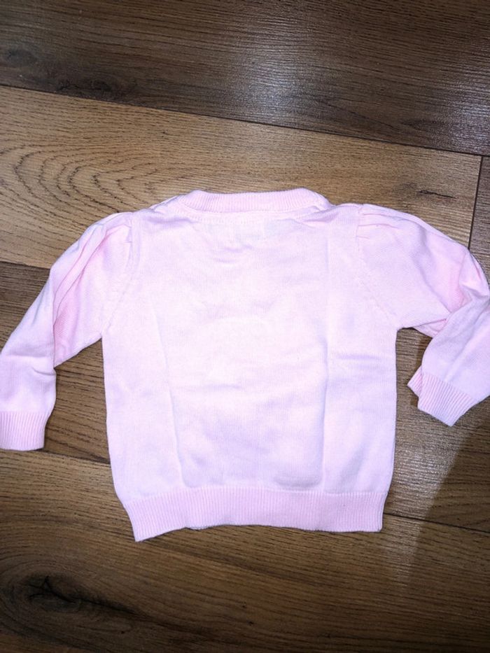 Pull bébé fille rose 🌺 mots d’enfant taille 6 mois très bon état - photo numéro 4