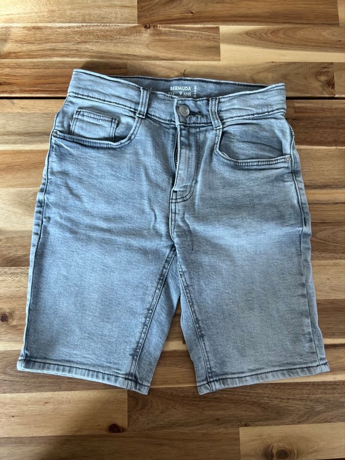 Short 🩳 Kiabi 9 ans - photo numéro 2