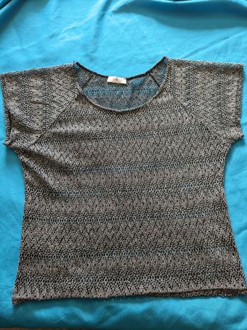 Haut noir /gris en maille