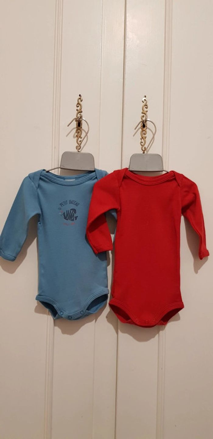 Lot bodies petit bateau 3 mois