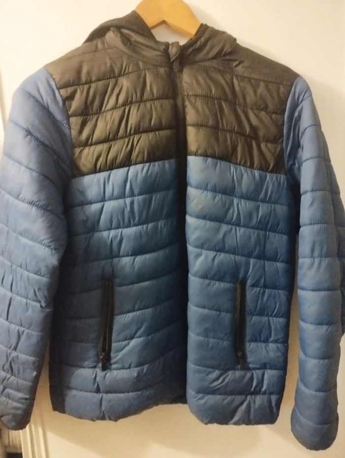 Doudoune légère bleu/noir 12-13 ans