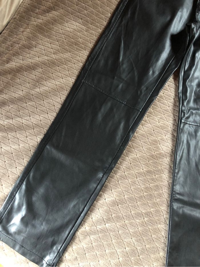 Pantalon simili cuir bershka - photo numéro 6
