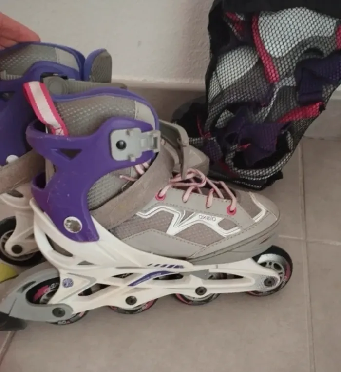 Rollers enfants Oxelo + protections + housse – parfait état !