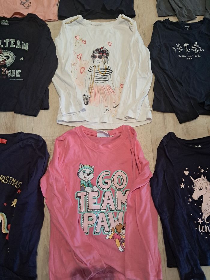 Lot de 14 t-shirts manches longues neufs 6ans - photo numéro 5