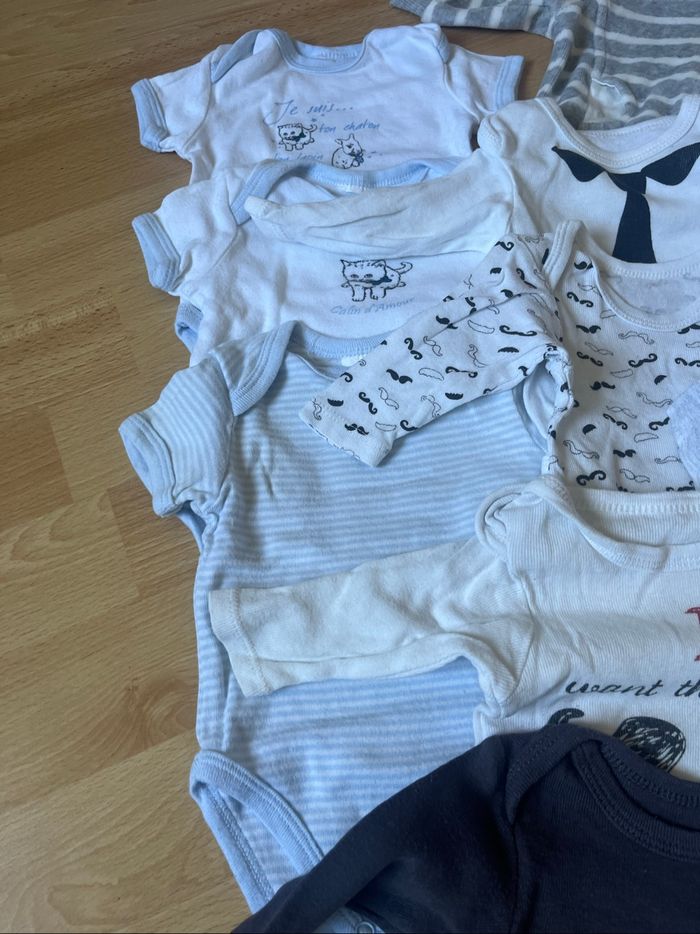 Lot vêtements bébé garçon 1 mois - photo numéro 8