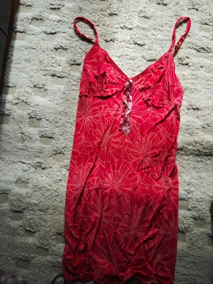 Lot sous vêtements, maillots de bain et nuisettes - photo numéro 10