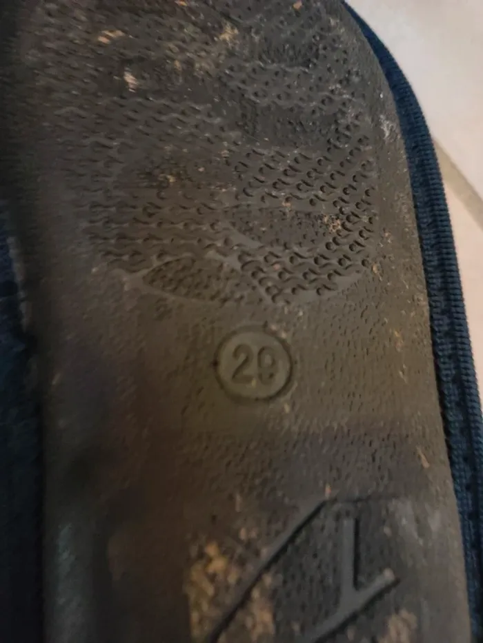 Chaussons pointure 29 - photo numéro 3