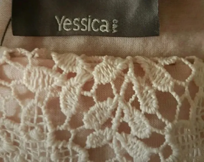 Jupe en dentelle abricot C & A Taille 40 Neuve - photo numéro 4