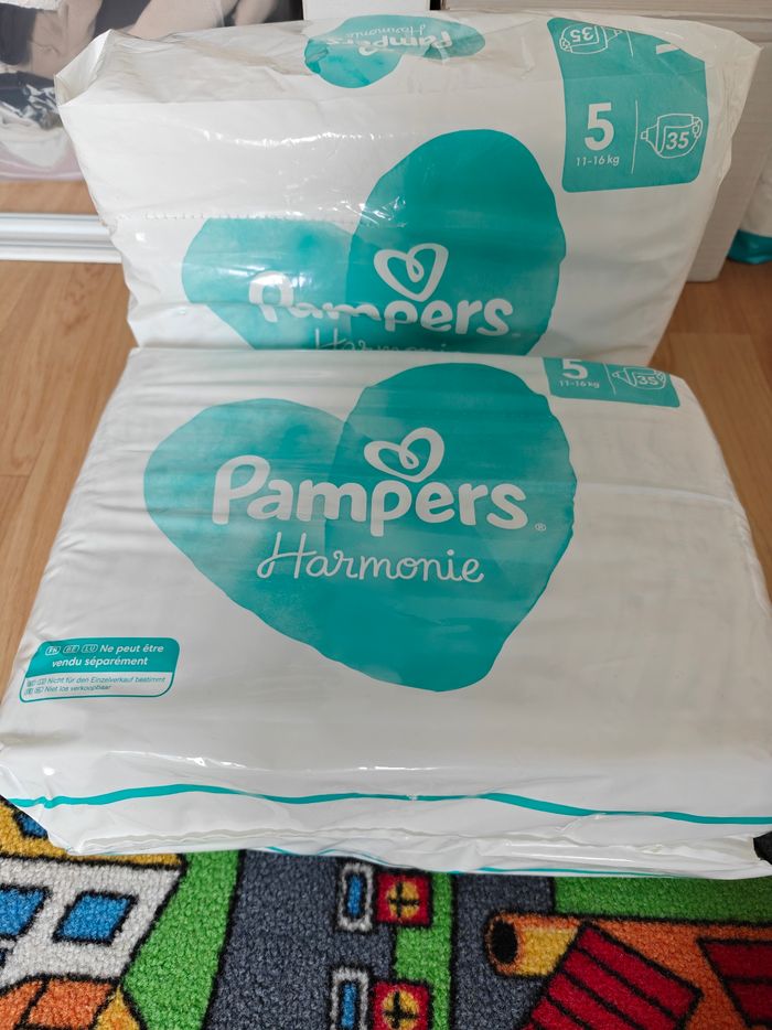 60 couches Pampers harmonie taille 5