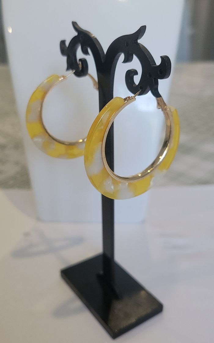 BOUCLES D'OREILLES ANNEAUX CREOLES MARBREES JAUNE ! NEUF