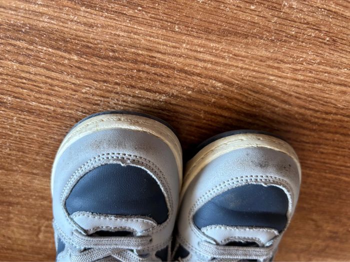 Basket bébé garçon t23 - photo numéro 2