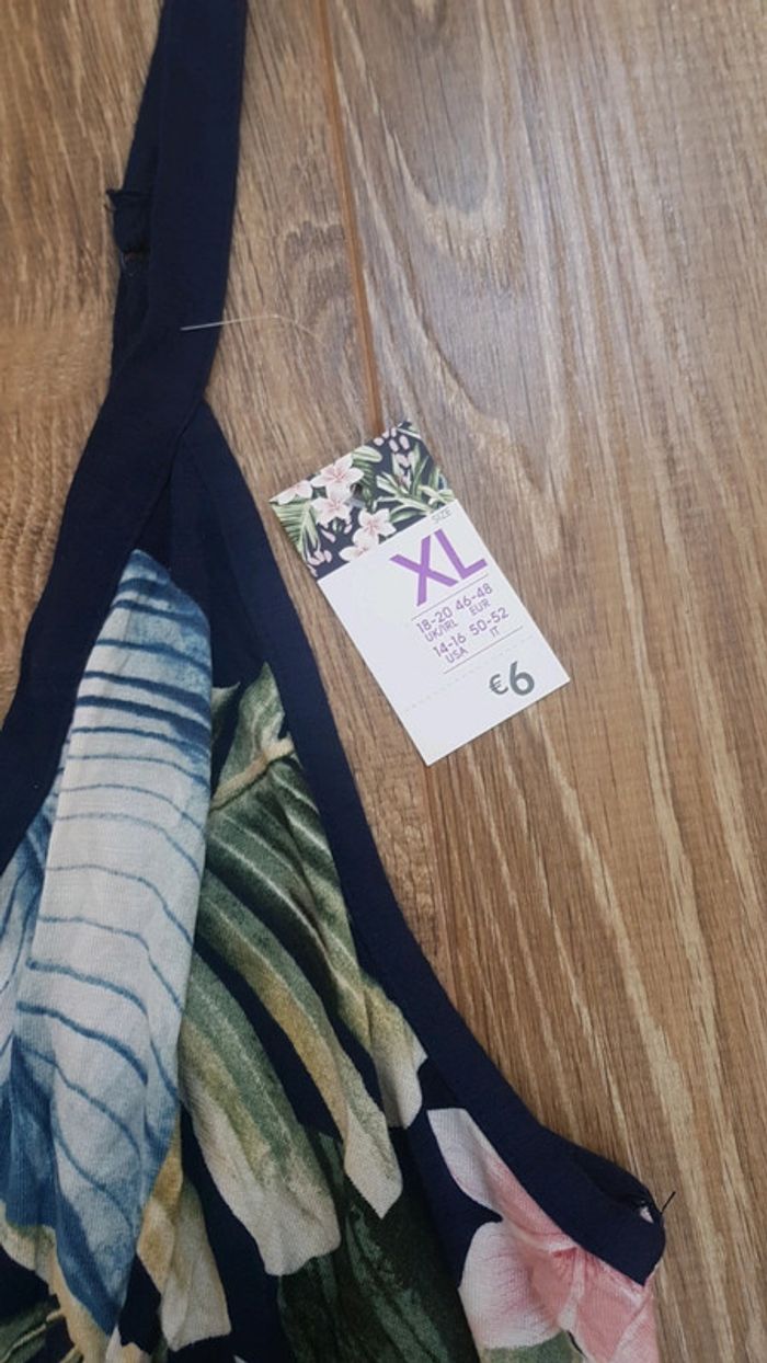 Top à bretelles neuf Primark XL - photo numéro 3