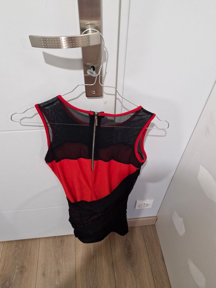 Tunique rouge et noire - photo numéro 2