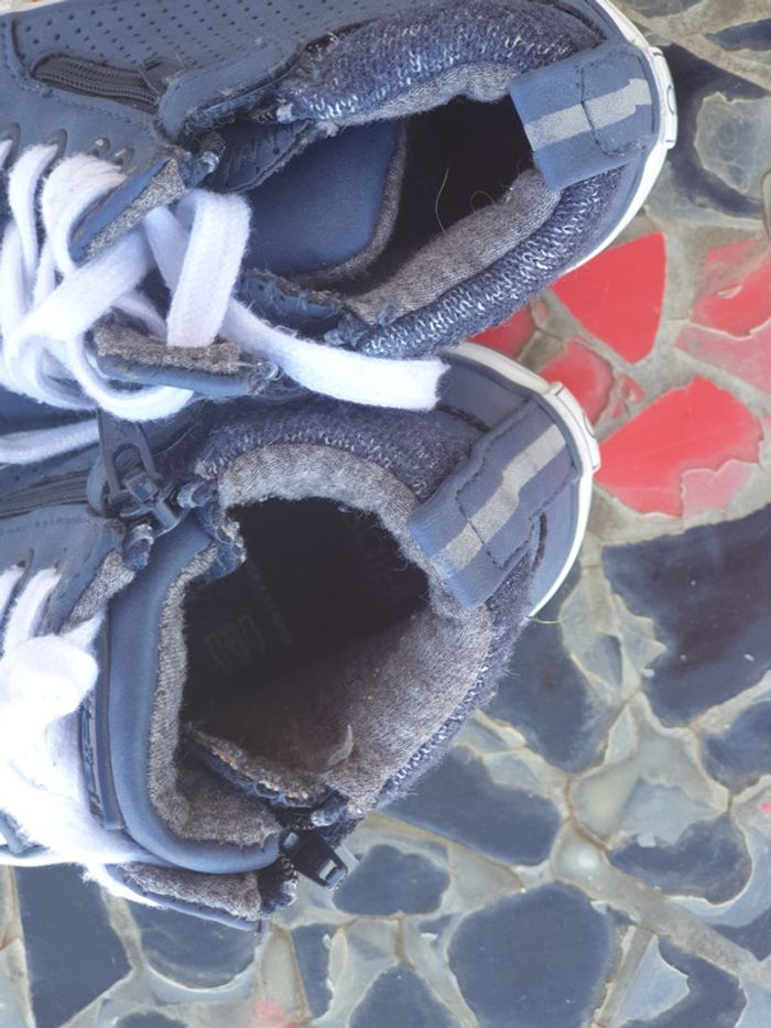 1 paire chaussure bleu haute avec zip de chaque coté taille 23 - photo numéro 8