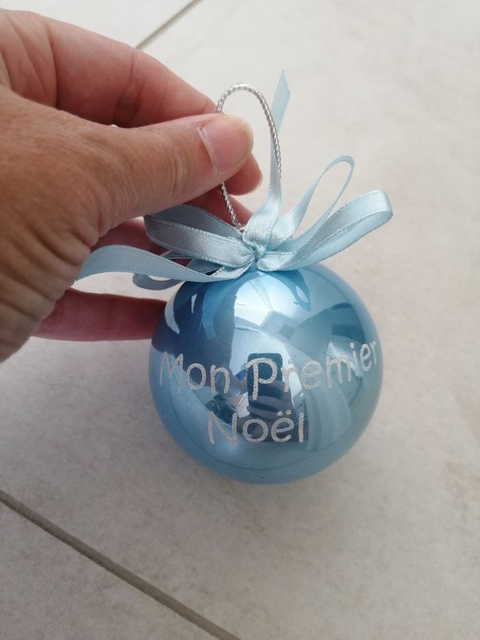 Ma première boule de Noël