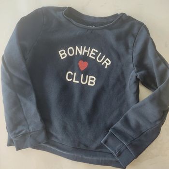 Sweat taille 8 ans