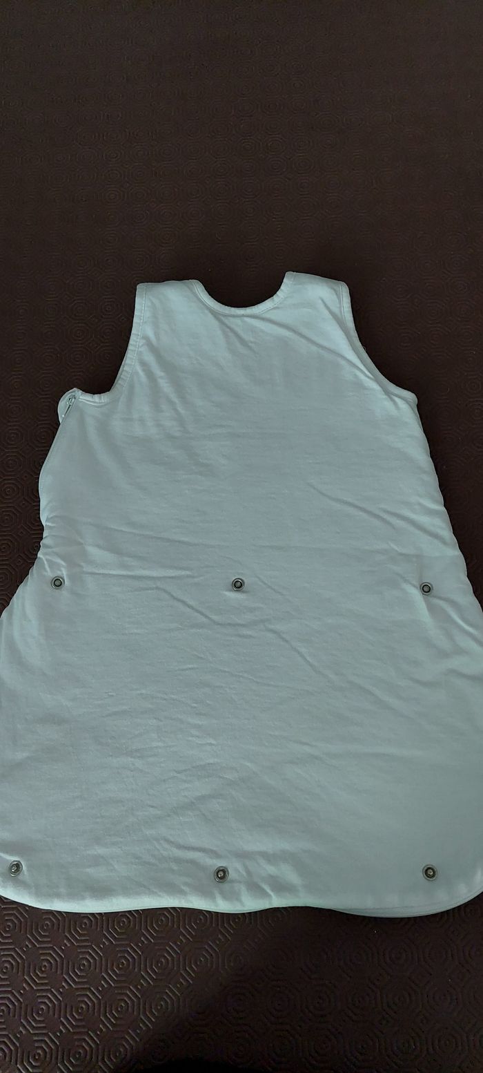 Belle gigoteuse/turbulette sans manches Kiabi 0-6 mois blanche excellent état - photo numéro 3