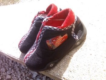Chaussons cars pointure 24