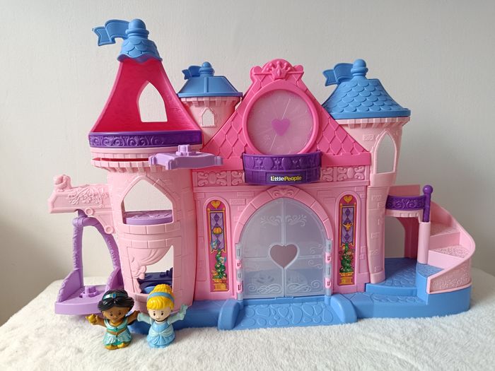 Château disney princesse little people