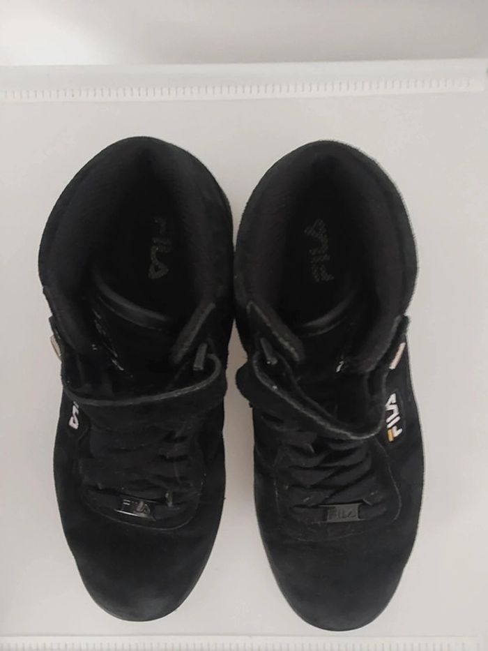 Basket Fila pointure 37,5 - photo numéro 7