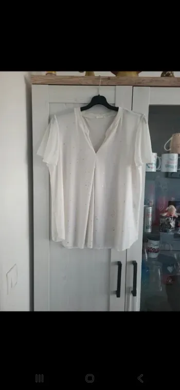 Tee-shirt manches courtes blanc.