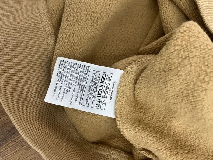 sweat Carhartt beige logo brodé au coeur taille M A1 - photo numéro 5