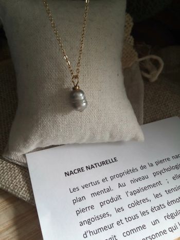 Collier perle d'eau douce naturelle grise irisée