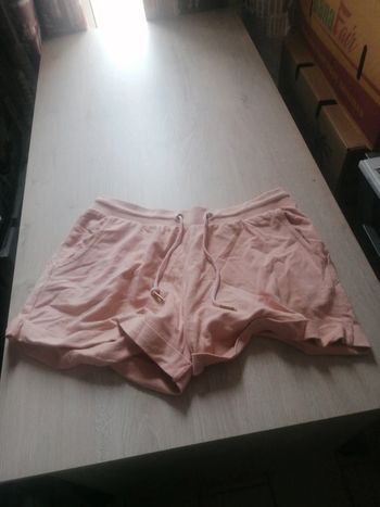 Short taille 38 /40