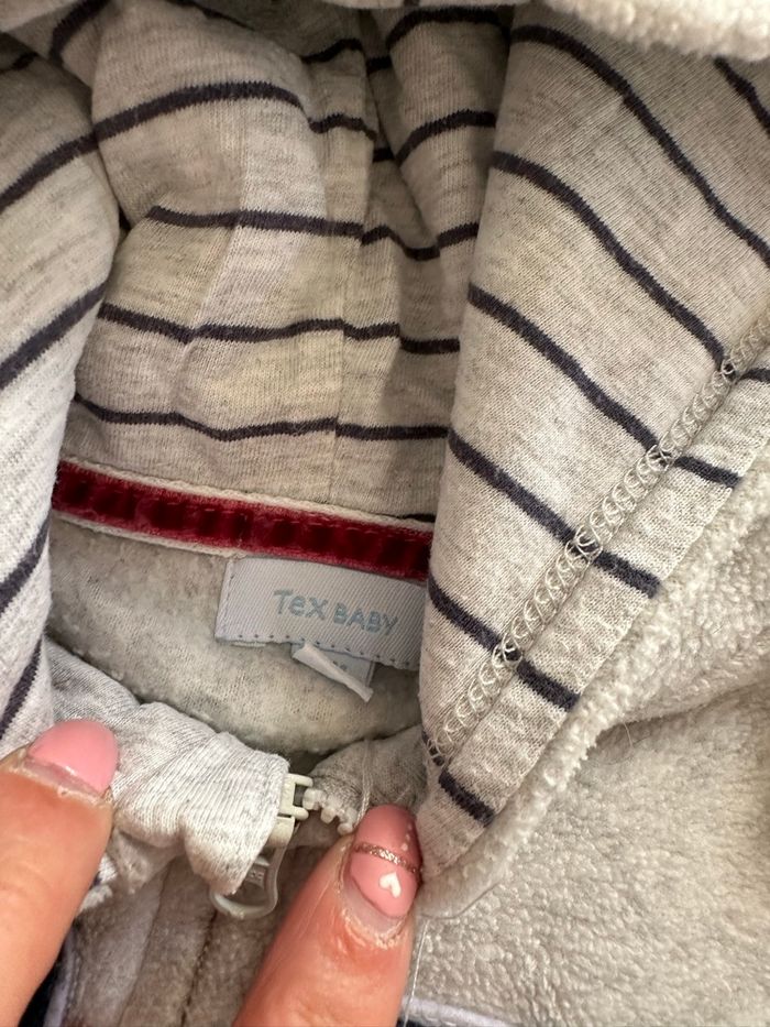 - Gilet polaire Tex baby - 12 mois - Très bon état - photo numéro 2